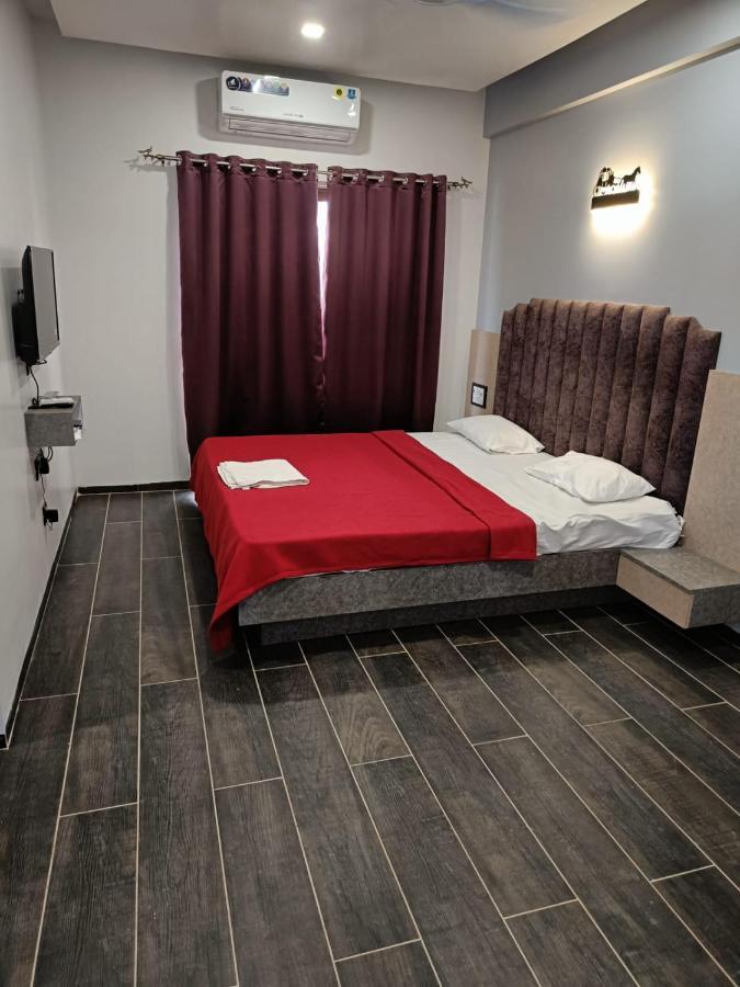 Ragvi Resort Алибаг Экстерьер фото